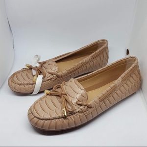 NWOT Michael Kors textured leather flats size 6M